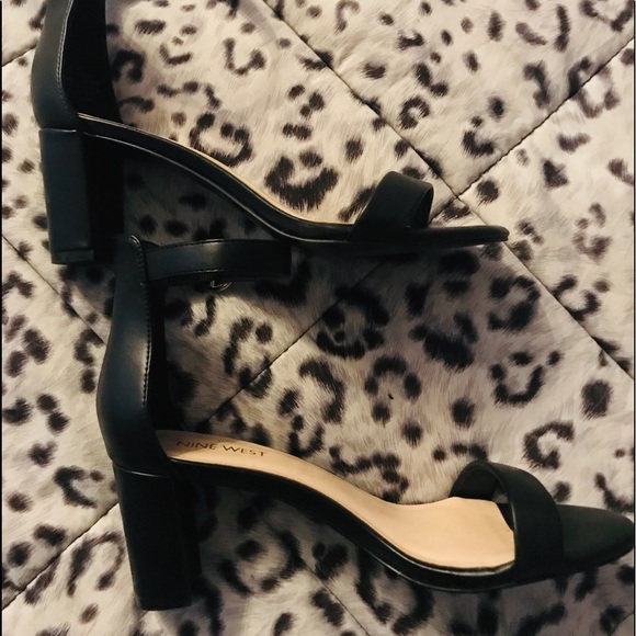 Nine West Shoes - Picture 2 of 7